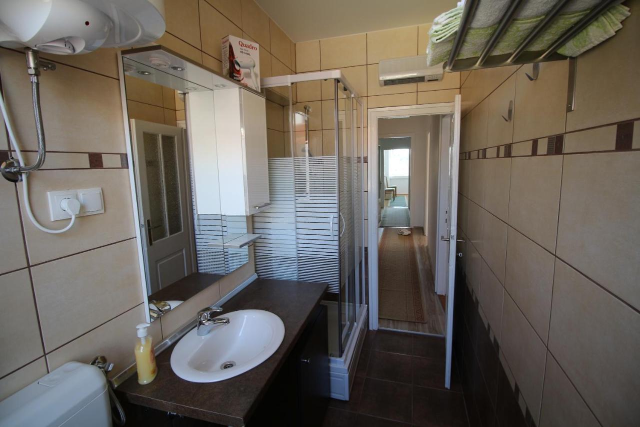 Apartment Ribica Krk Island Exteriér fotografie